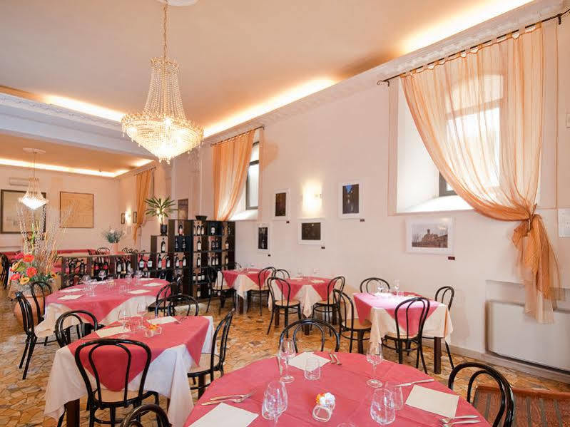Allegroitalia Nazionale Volterra Exterior photo